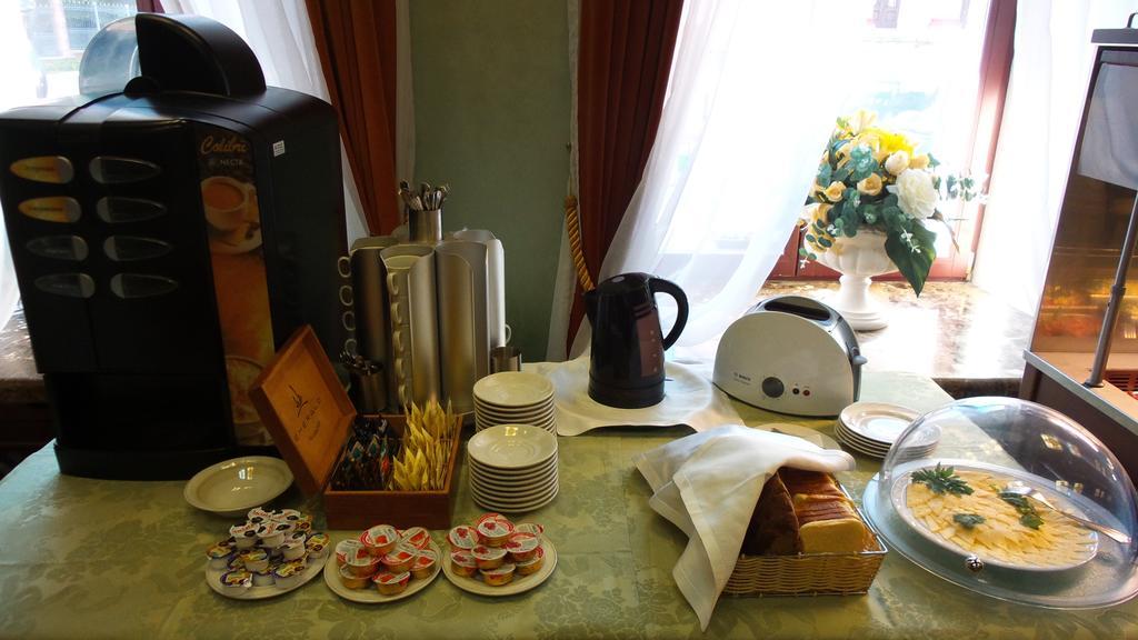 Garni Hotel Minsk Ngoại thất bức ảnh