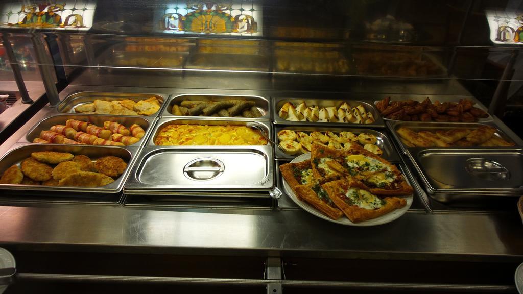 Garni Hotel Minsk Ngoại thất bức ảnh