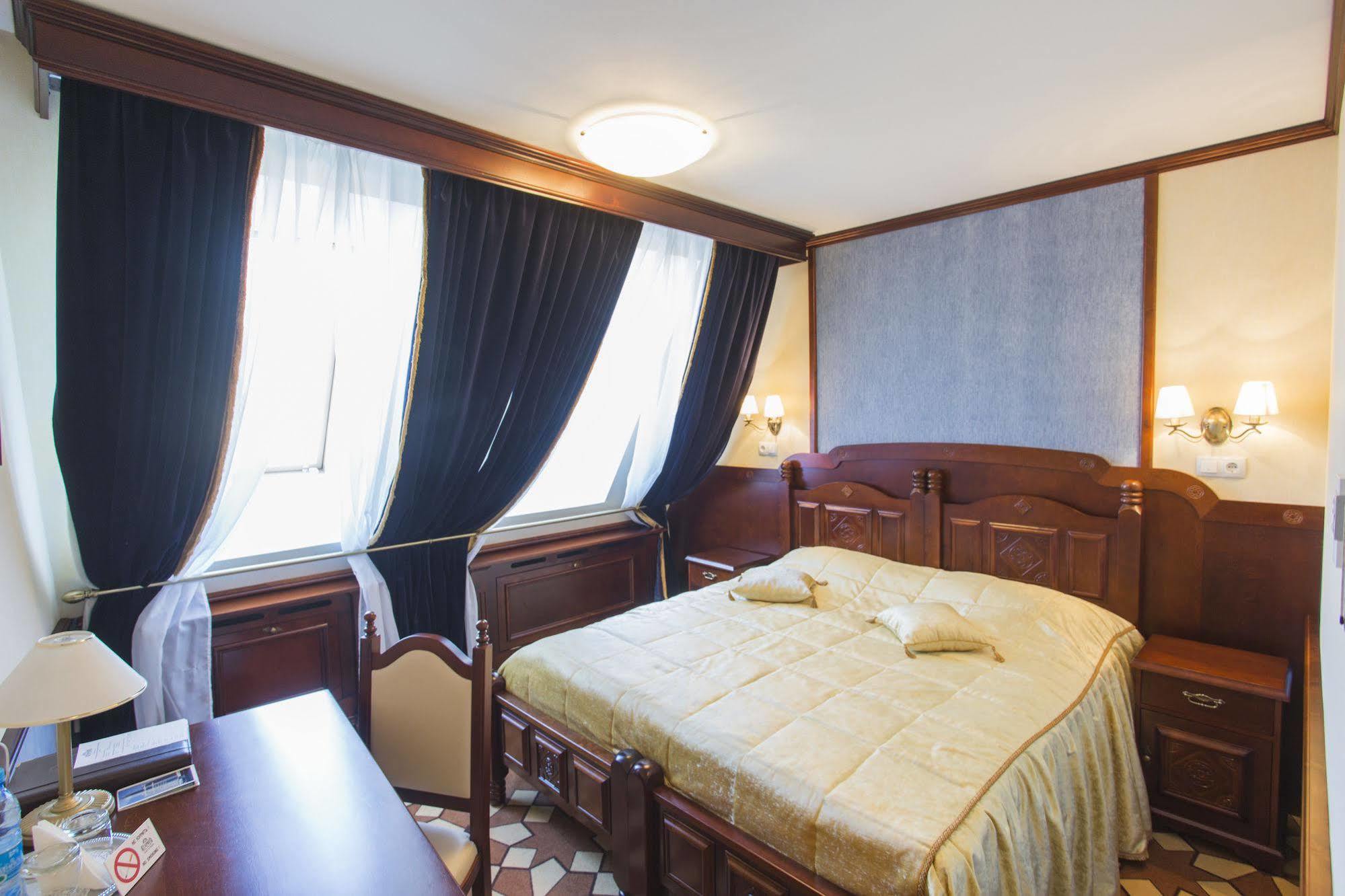 Garni Hotel Minsk Ngoại thất bức ảnh
