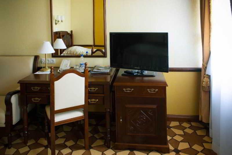 Garni Hotel Minsk Ngoại thất bức ảnh